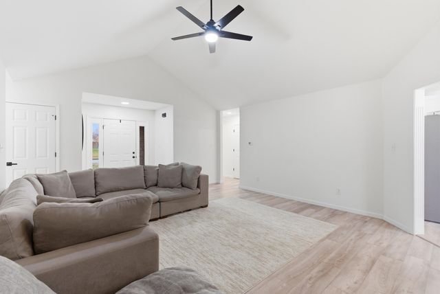 109 Kurtzland Drive, Nicholasville, KY 40356