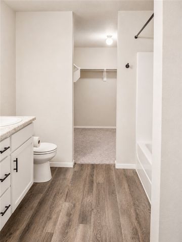 1221 S Ivory Bill Lane, Fayetteville, AR 72701