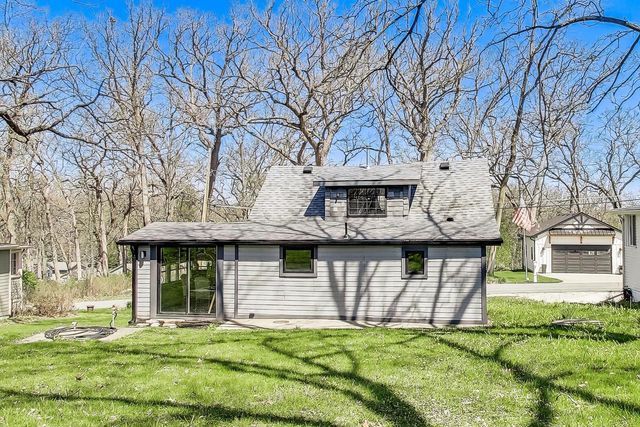 W3673 Oakrest AVENUE, Lake Geneva, WI 53147