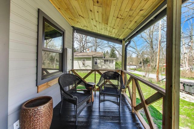 W3673 Oakrest AVENUE, Lake Geneva, WI 53147