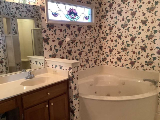 745 RADIANCE DR, Memphis, TN 38018