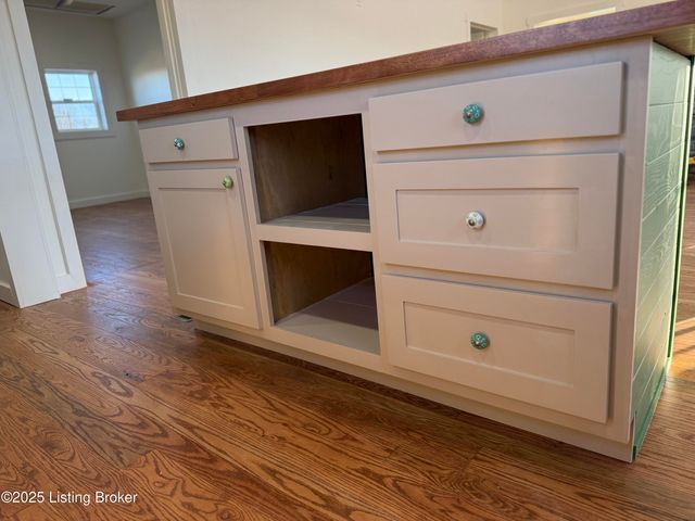 4675 Shrewsbury Rd, Leitchfield, KY 42754