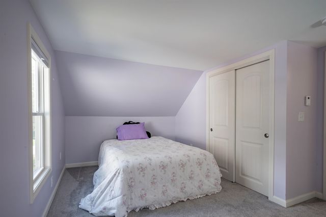 16 Sarah Drive, Merrimack, NH 03054