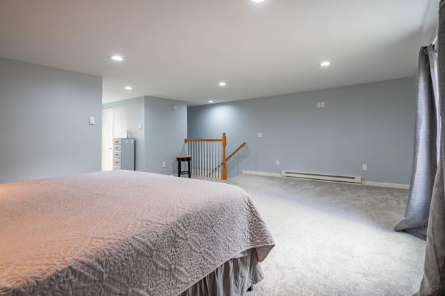 16 Sarah Drive, Merrimack, NH 03054