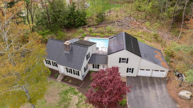 16 Sarah Drive, Merrimack, NH 03054