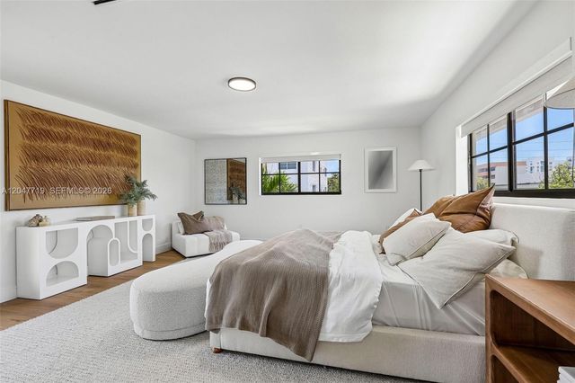 7811 Carlyle Avenue, Miami Beach, FL 33141