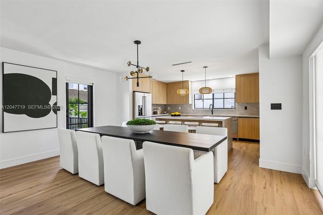 7811 Carlyle Avenue, Miami Beach, FL 33141