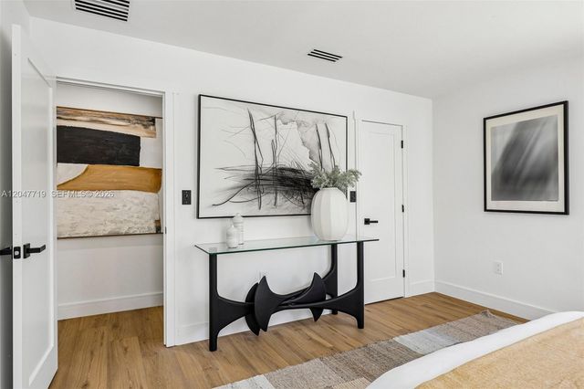 7811 Carlyle Avenue, Miami Beach, FL 33141
