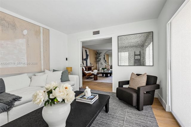 7811 Carlyle Avenue, Miami Beach, FL 33141
