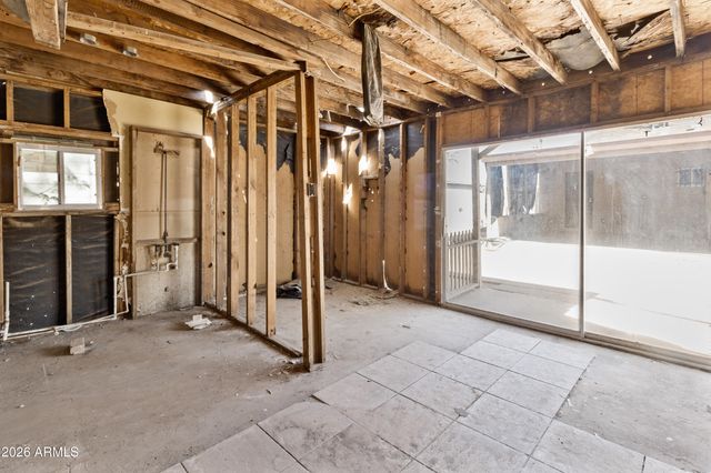 1237 E PIERCE Street, Phoenix, AZ 85006