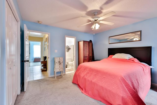 893 Castlewood Dr., Conway, SC 29526