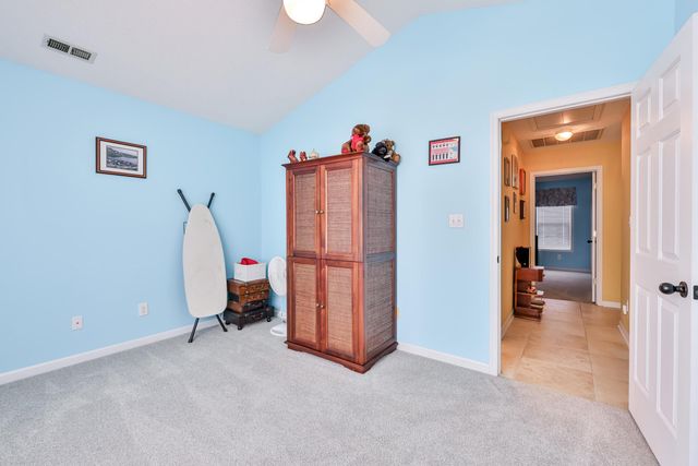 893 Castlewood Dr., Conway, SC 29526