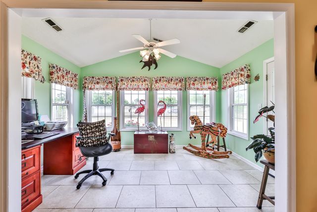 893 Castlewood Dr., Conway, SC 29526