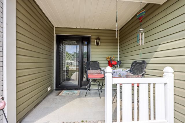 893 Castlewood Dr., Conway, SC 29526