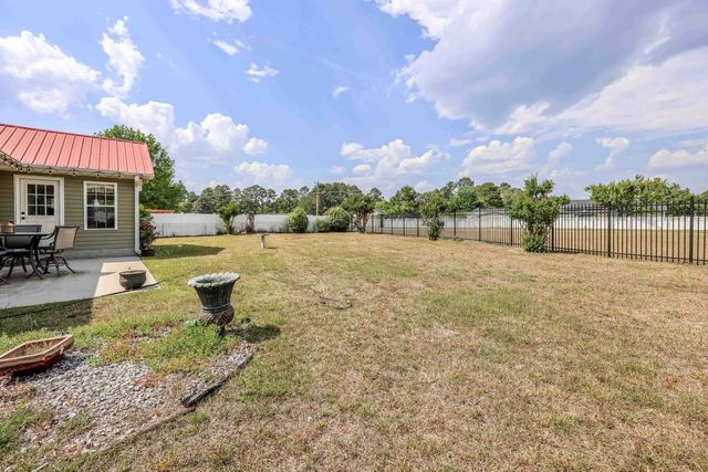 893 Castlewood Dr., Conway, SC 29526