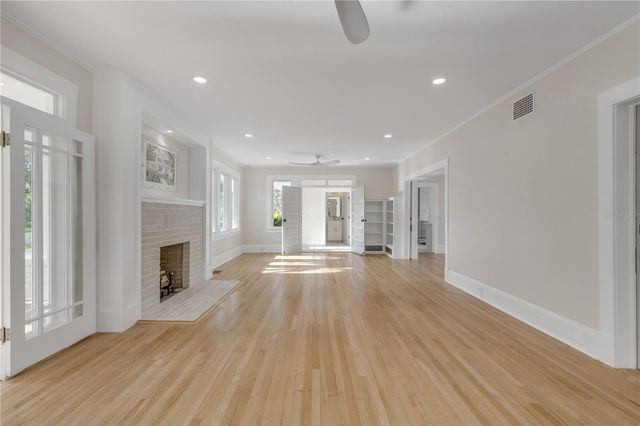 214 S RIVERSIDE DRIVE, New Smyrna Beach, FL 32168