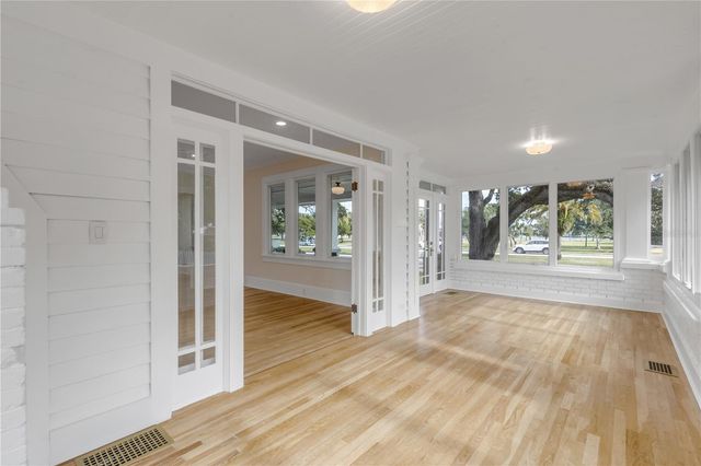 214 S RIVERSIDE DRIVE, New Smyrna Beach, FL 32168