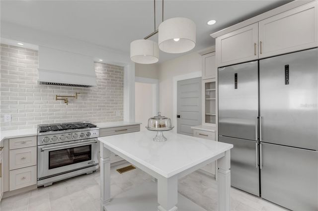 214 S RIVERSIDE DRIVE, New Smyrna Beach, FL 32168