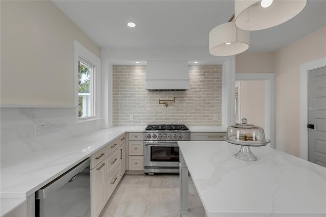 214 S RIVERSIDE DRIVE, New Smyrna Beach, FL 32168