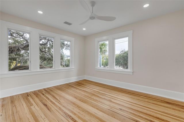 214 S RIVERSIDE DRIVE, New Smyrna Beach, FL 32168