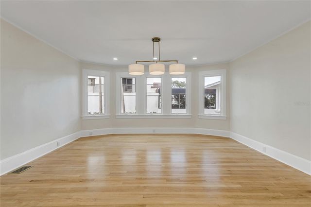 214 S RIVERSIDE DRIVE, New Smyrna Beach, FL 32168