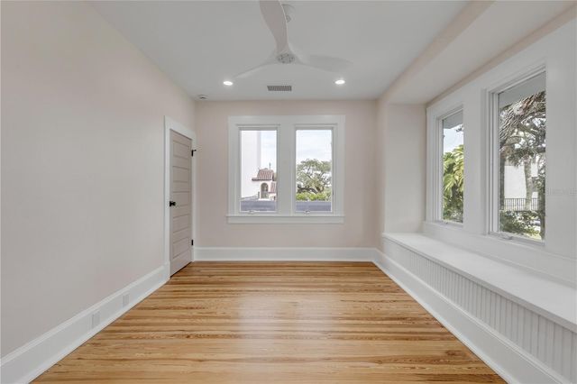 214 S RIVERSIDE DRIVE, New Smyrna Beach, FL 32168