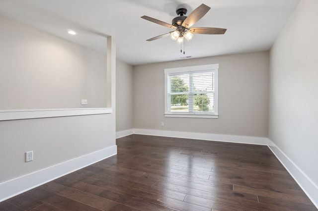 733 Jackson Ave, Carthage, TN 37030