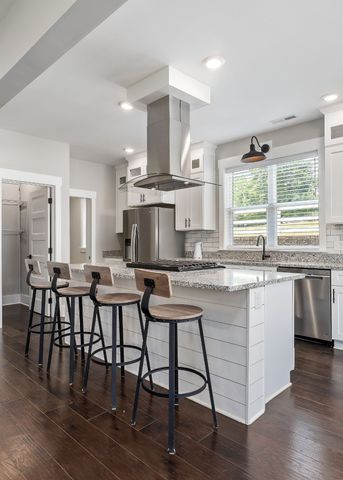 733 Jackson Ave, Carthage, TN 37030