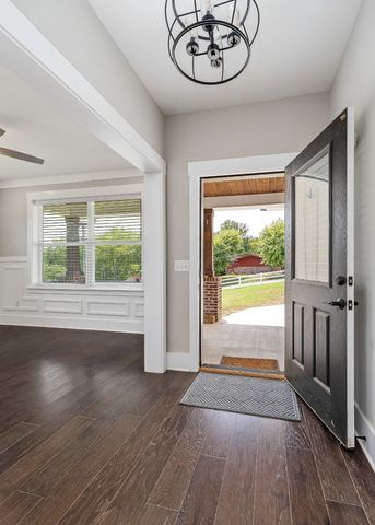 733 Jackson Ave, Carthage, TN 37030