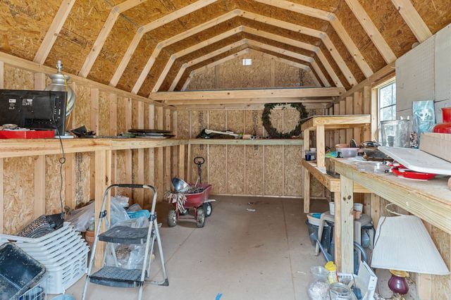 733 Jackson Ave, Carthage, TN 37030