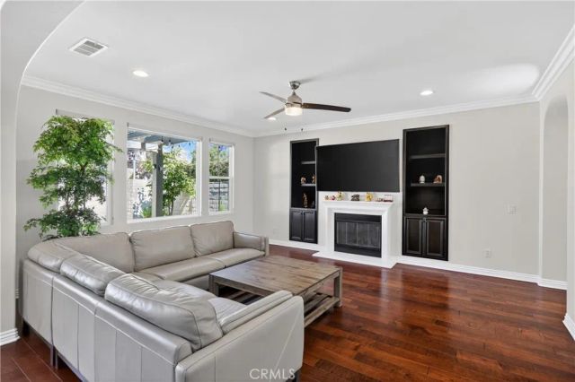 1030 Palmetto Way, Costa Mesa, CA 92626