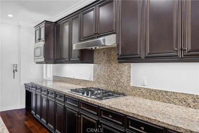 1030 Palmetto Way, Costa Mesa, CA 92626