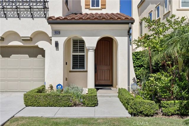 1030 Palmetto Way, Costa Mesa, CA 92626