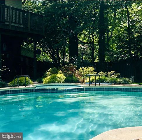 9200 CORONADO TER, Fairfax, VA 22031