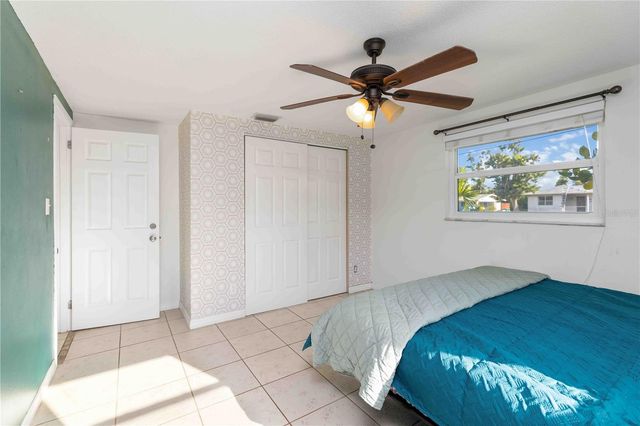 2038 PENNSYLVANIA AVENUE, Englewood, FL 34224