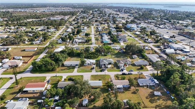 2038 PENNSYLVANIA AVENUE, Englewood, FL 34224