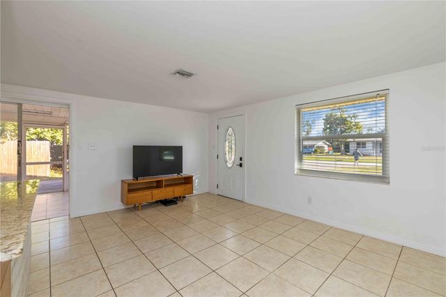 2038 PENNSYLVANIA AVENUE, Englewood, FL 34224