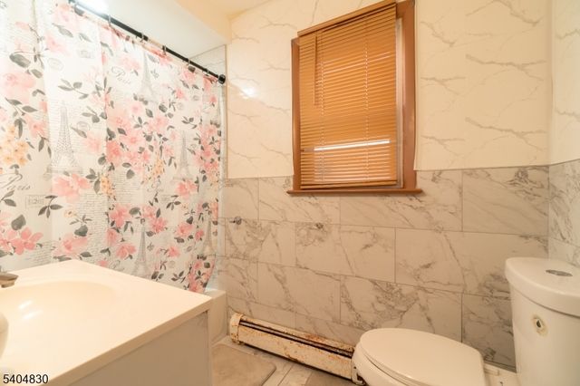 211 Bergen Ave 2, Kearny Town, NJ 07032