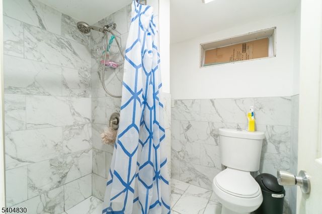 211 Bergen Ave 2, Kearny Town, NJ 07032