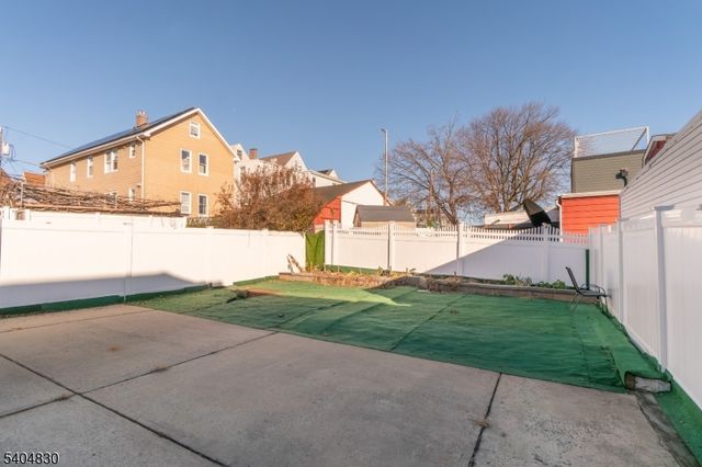 211 Bergen Ave 2, Kearny Town, NJ 07032