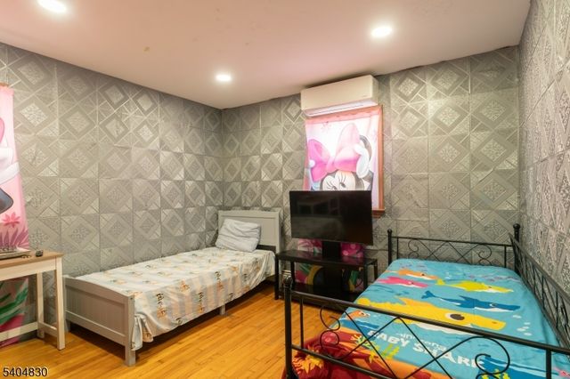 211 Bergen Ave 2, Kearny Town, NJ 07032