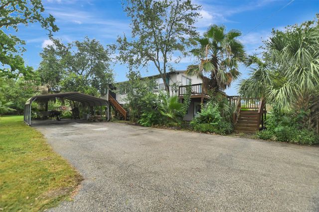 1035 16th Street, Dickinson, TX 77539