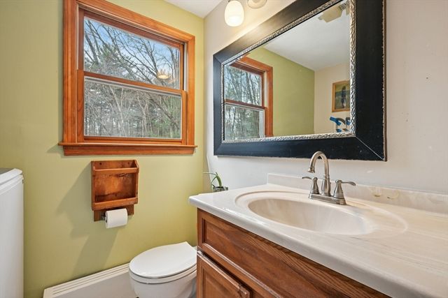 460 Shawsheen Ave, Wilmington, MA 01887