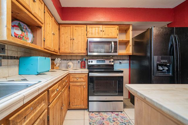 513 Collins Rd, Hallsville, TX 75650