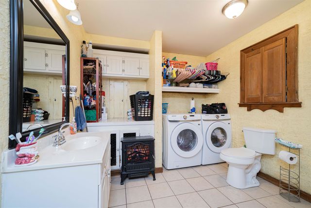 513 Collins Rd, Hallsville, TX 75650