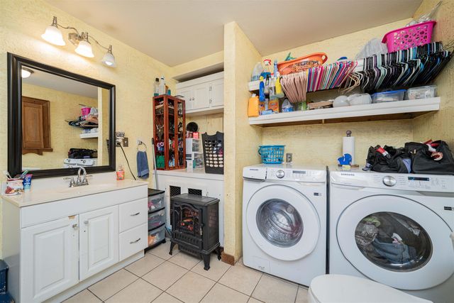 513 Collins Rd, Hallsville, TX 75650