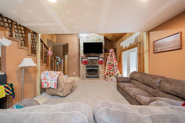 513 Collins Rd, Hallsville, TX 75650