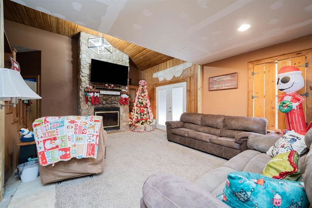 513 Collins Rd, Hallsville, TX 75650