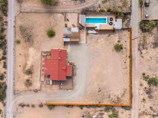 12290 Carr Lane, Radium Springs, NM 88054