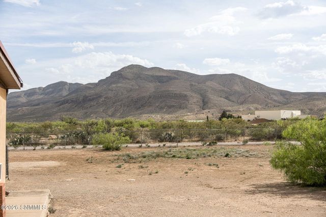 12290 Carr Lane, Radium Springs, NM 88054
